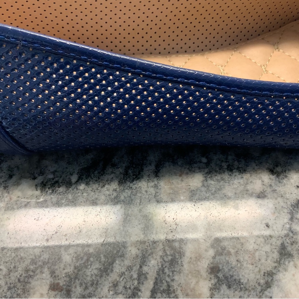 BRAND NEW 💕Woman’s royal blue flats with bow on front. BRAND NEW, NEVER WORN.💕 - Picture 6 of 7